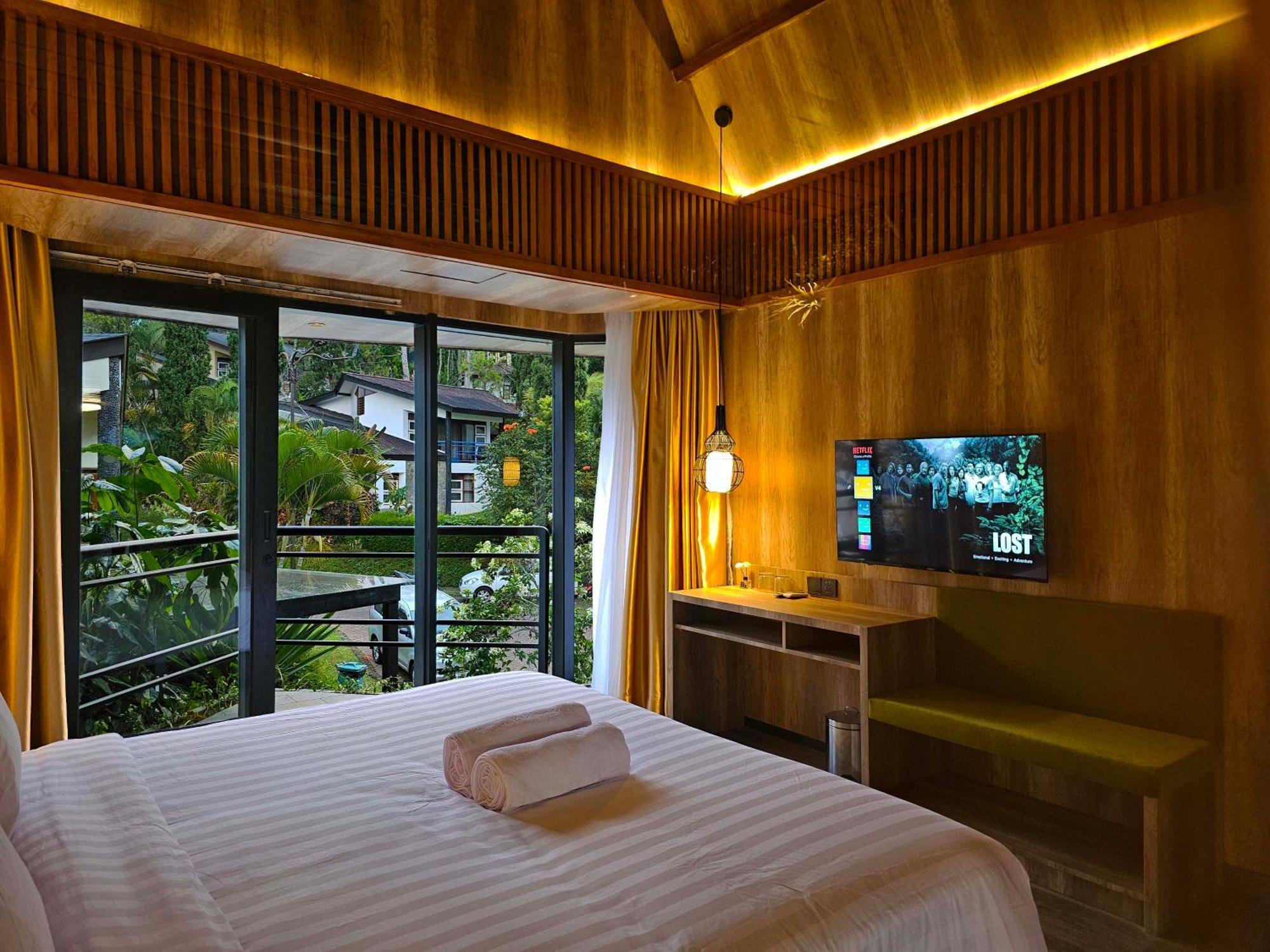 Villa 4-Br Klub Bunga No 4 Batu Malang Exterior foto