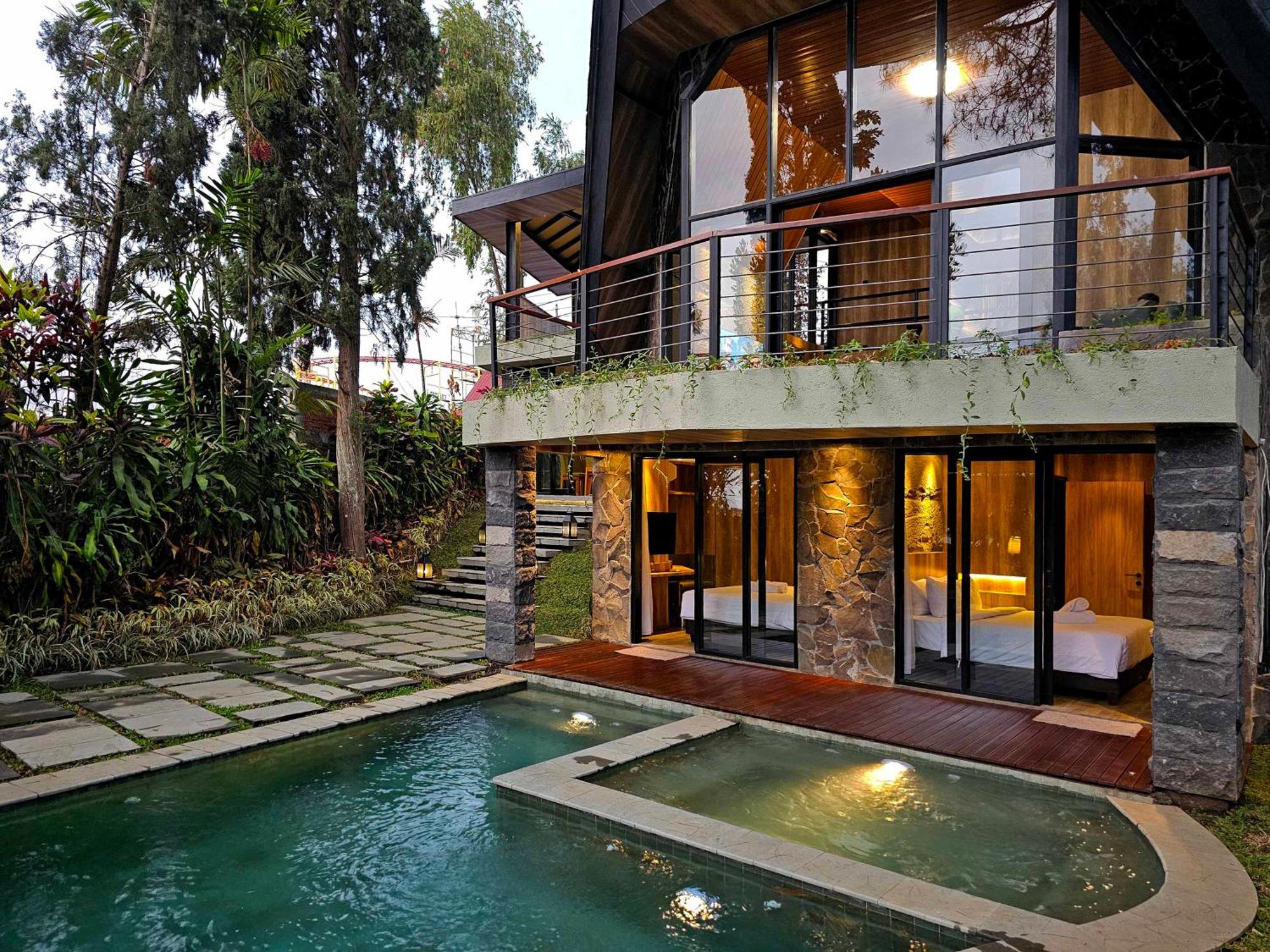 Villa 4-Br Klub Bunga No 4 Batu Malang Exterior foto