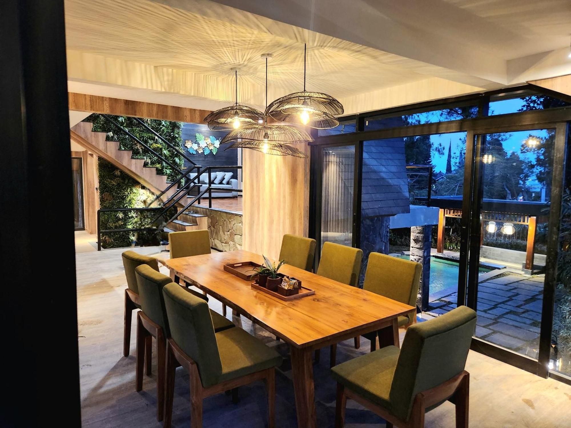 Villa 4-Br Klub Bunga No 4 Batu Malang Exterior foto